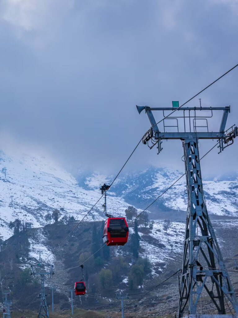 Best Places to Visit in Uttarakhand in October (2026 Guide): Weather, Treks, Temples and a Realistic Itinerary 8 auli ropeway